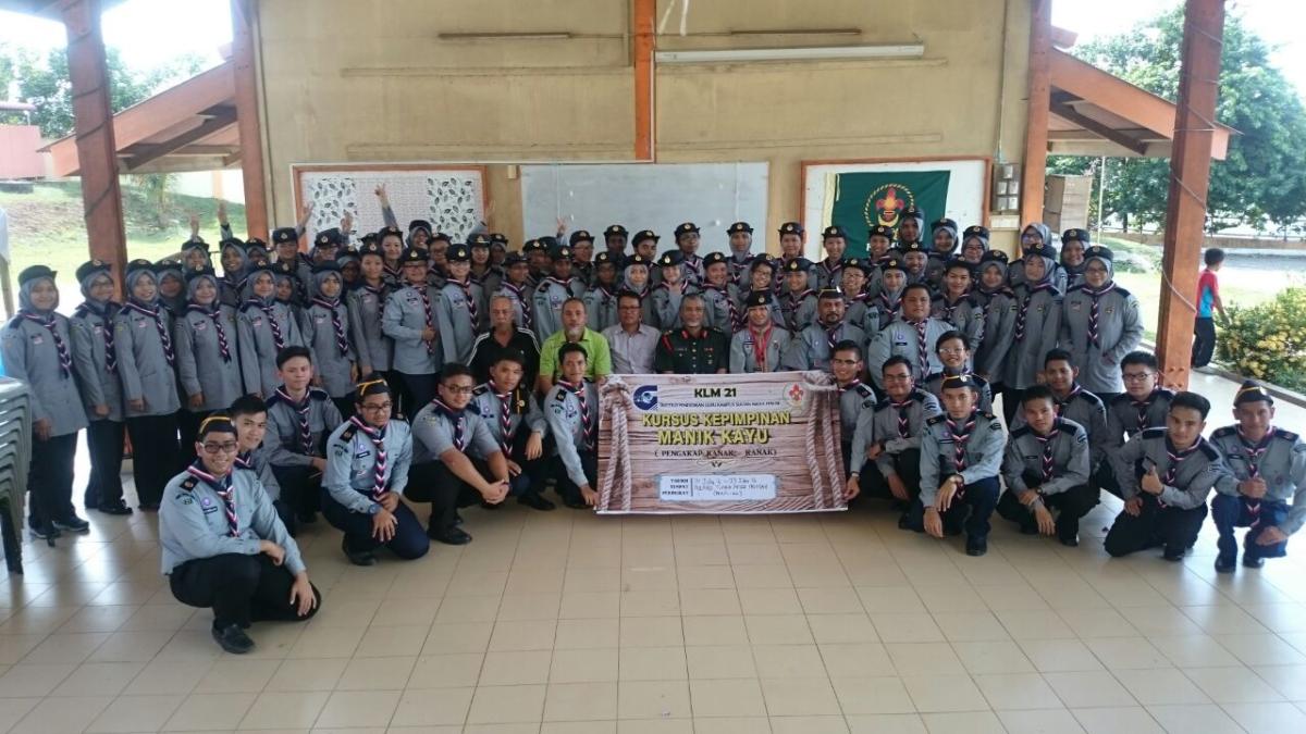 Kursus kepimpinan manik kayu