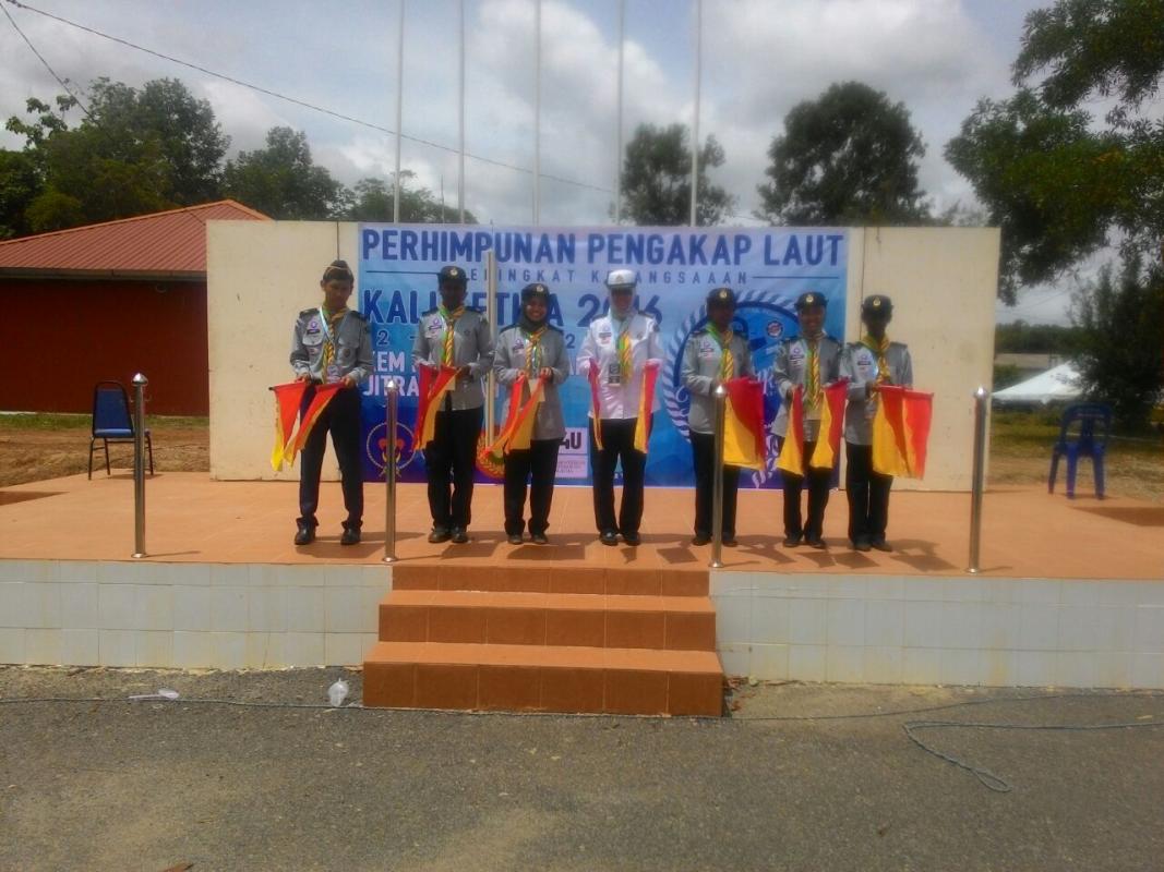 KEM PENGAKAP LAUT