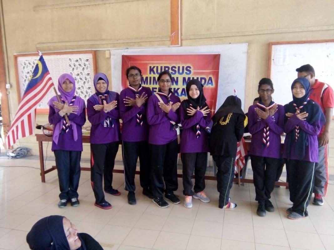 Kursus Kepimpinan Muda SMK Bakar Arang