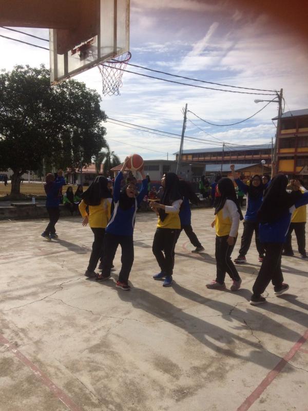 perkhemahan unit beruniform