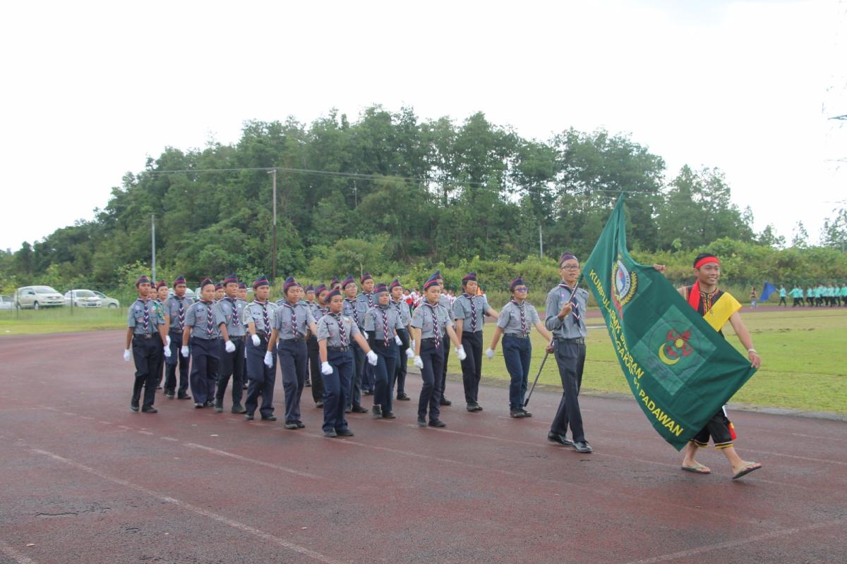 PEMBARISAN HARI SUKAN SMK SIBURAN