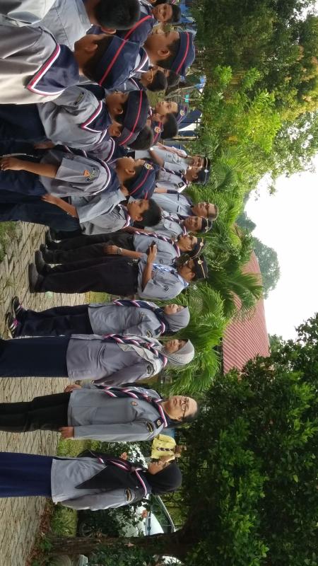 Jurulatih perkhemahan lencana keris gangsa