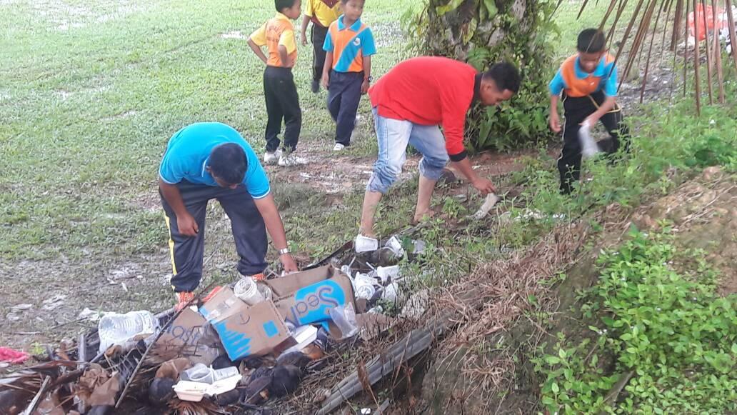 BERSAMA GANYANG AEDES