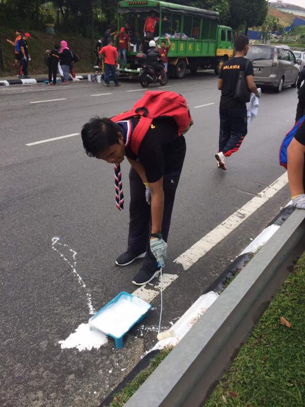 V4KL : Bantuan sukarelawan "Wilayah Ceria "