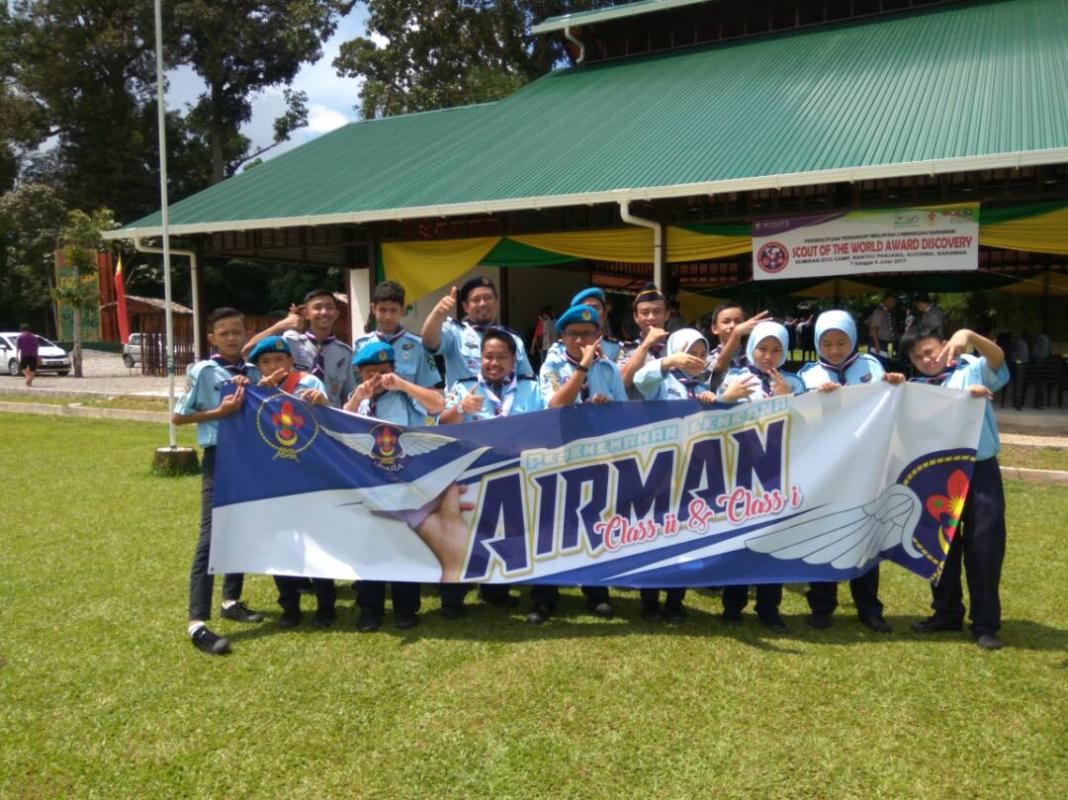 Perkhemahan lencana Ahli Udara kelas 2 dan kelas 1