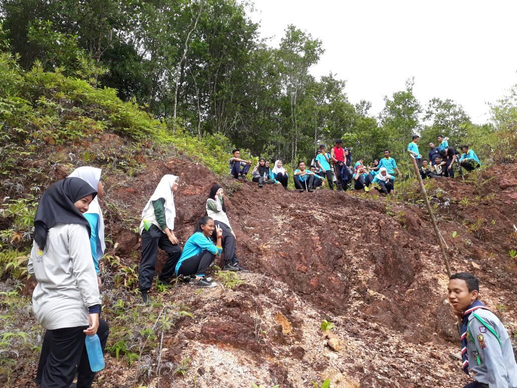 PENDAKIAN BUKIT ENDOU BERSAMA-SAMA UBB BAKO