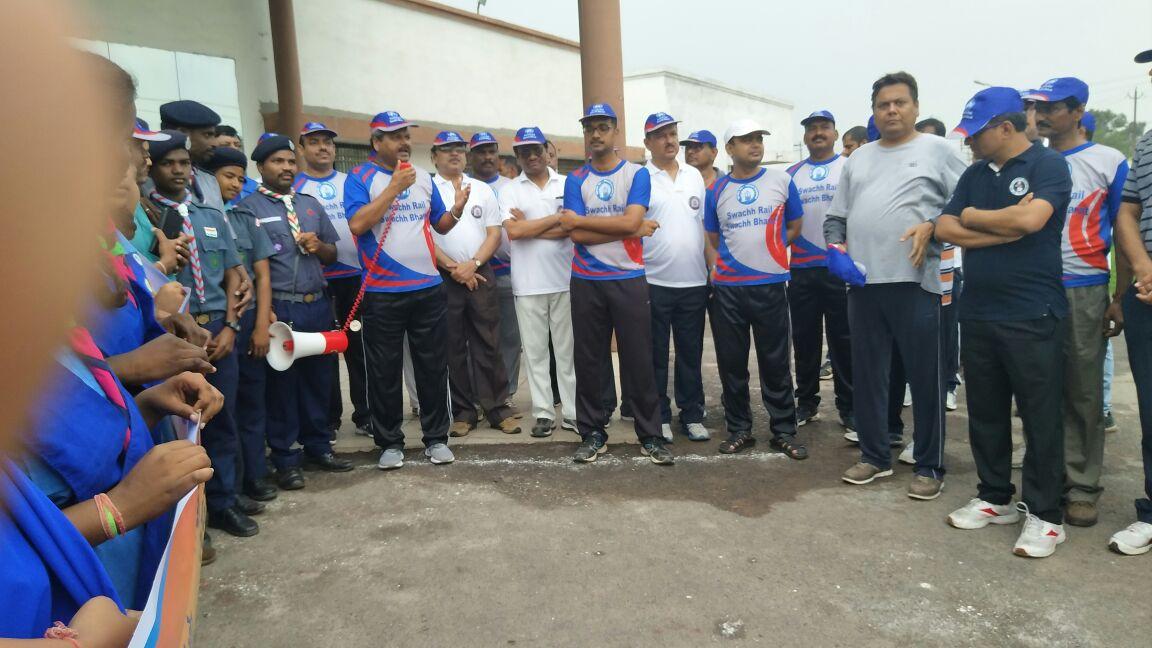 Swacch Rail Swacch Bharat Cleanliness Drive