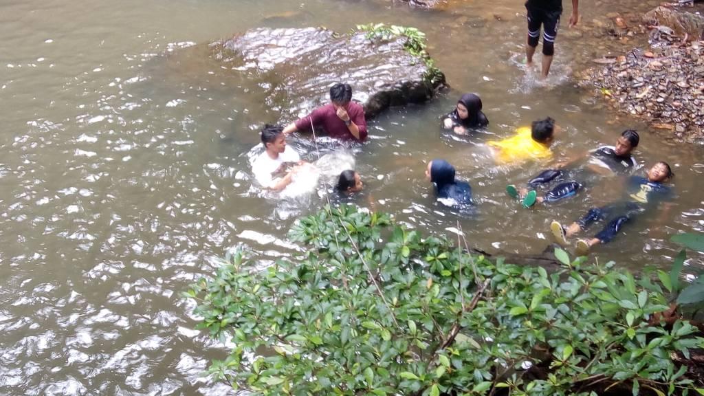 Ekspedisi ke Air Terjun Wong Pala Munsoh Ulu Sarikei