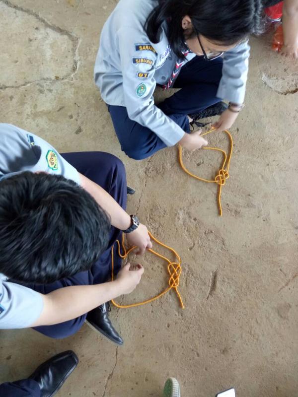 perjumpaan pengakap Di SMK Siburan