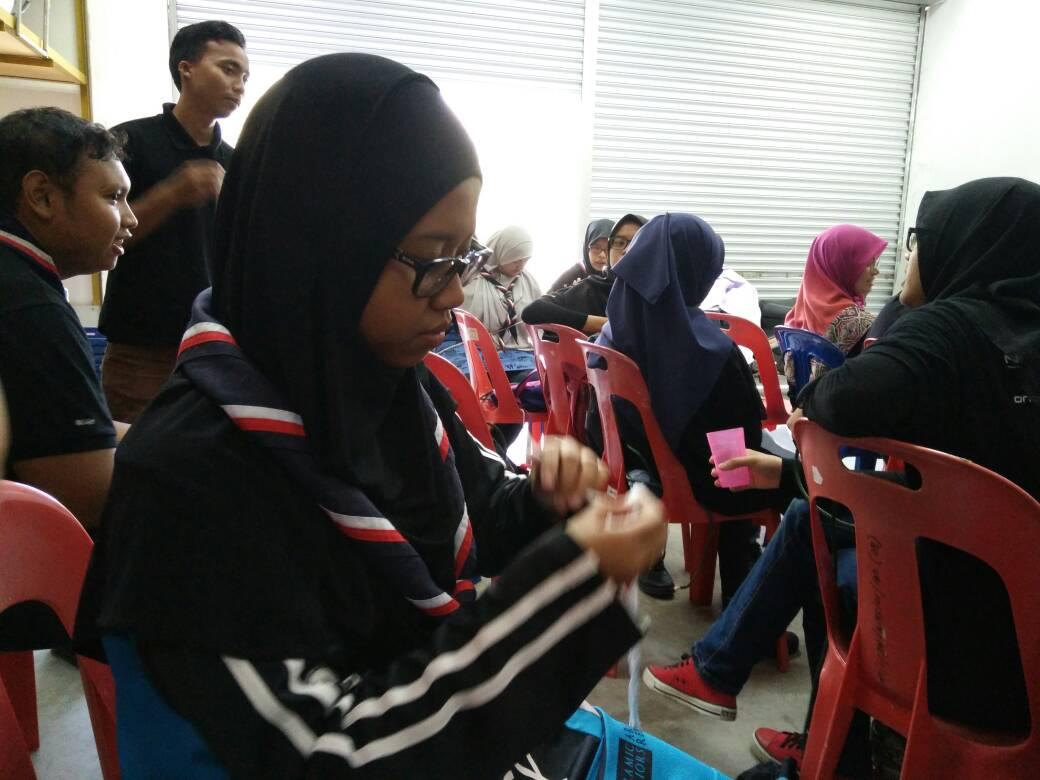 Kursus Pioneering dan Ikatan di UMT