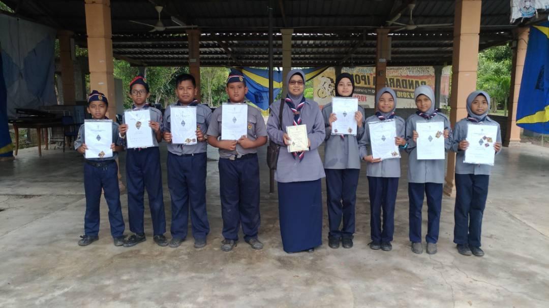 KEM LENCANA KERIS EMAS DAERAH MARAN 2017