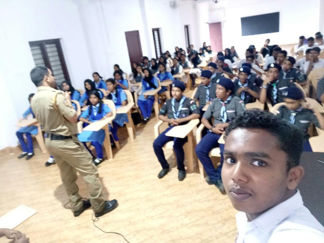 Traffic awareness class