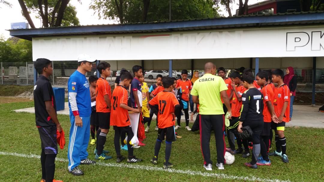 Kejohanan Bola Sepak Remaja Perbadanan Kemajuan Negeri Selangor (PKNS)