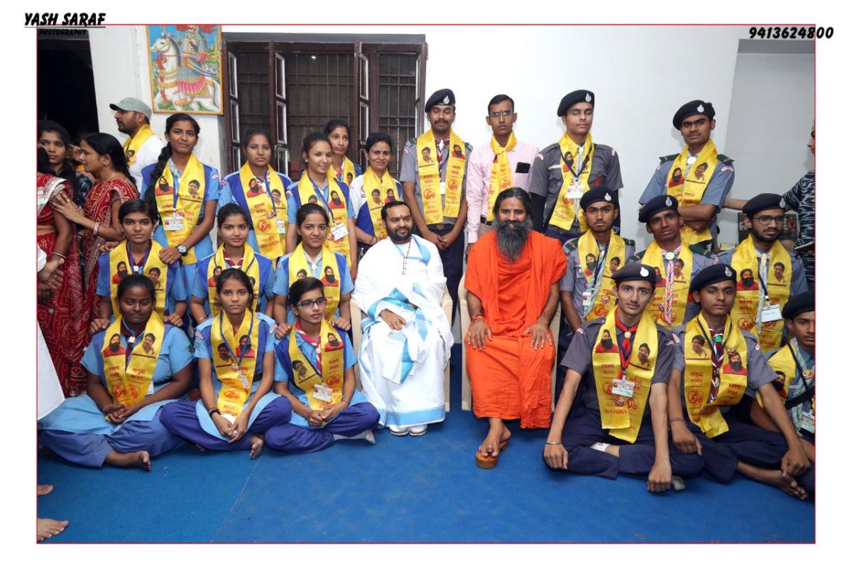 तीन दिवसीय निःशुल्क योग चिकित्सा एवं ध्यान शिविर बाँसवाड़ा