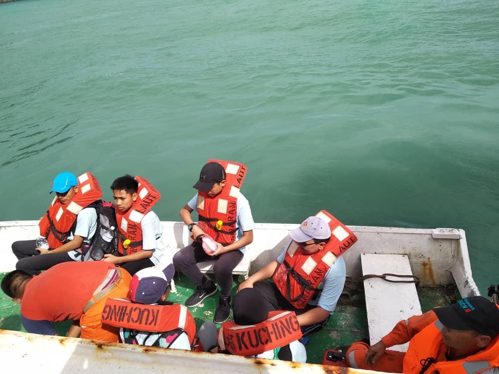 CAMPING ON SEA
