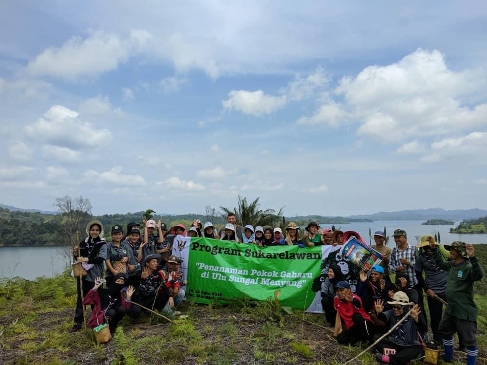 PROGRAM PENANAMAN POKOK GAHARU, BATANG AI SARAWAK.