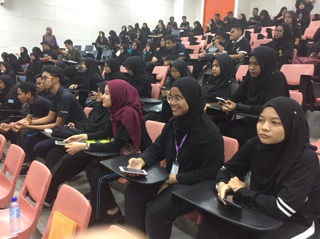Perjumpaan mingguan 1 level 100