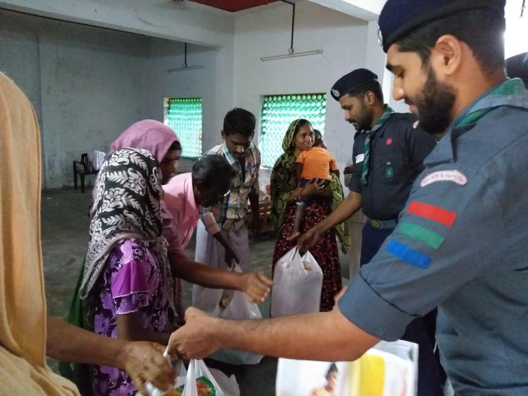 Food packet distribution 