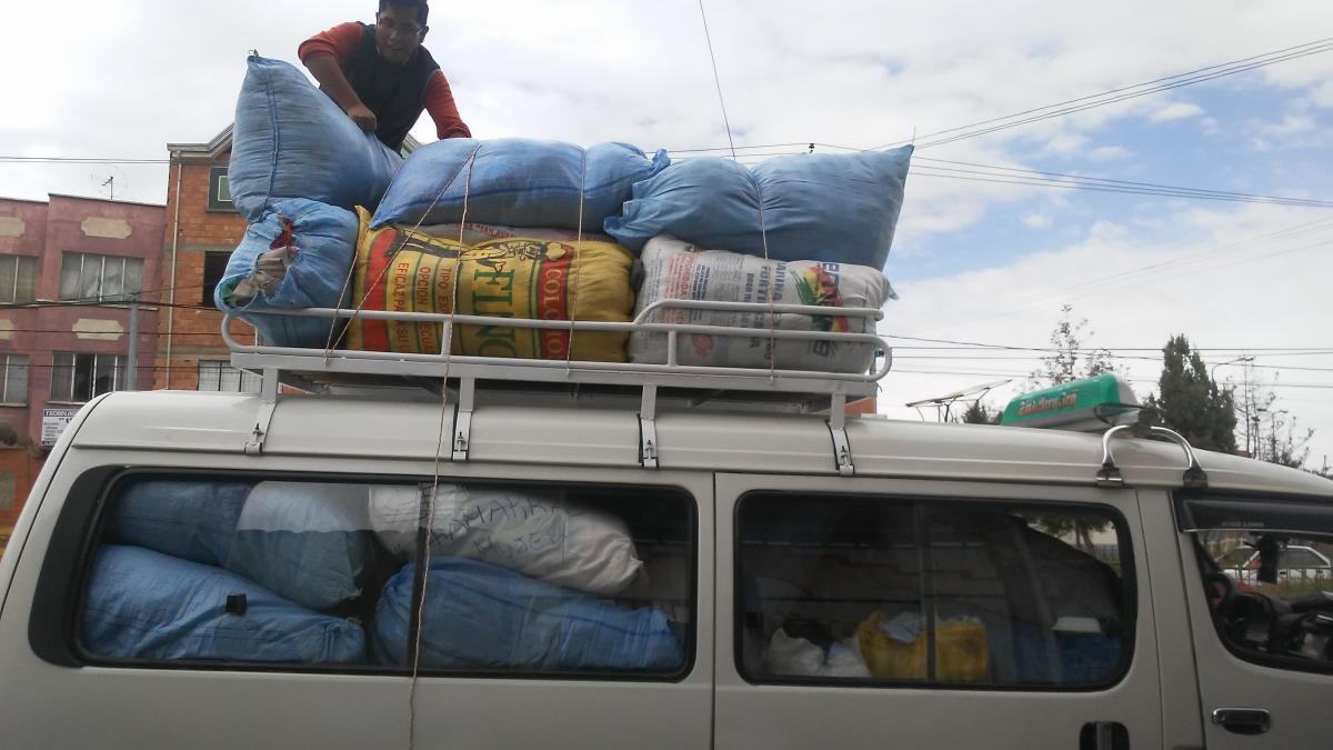 DONACIÓN DE ROPA PARA EL ÁREA RURAL