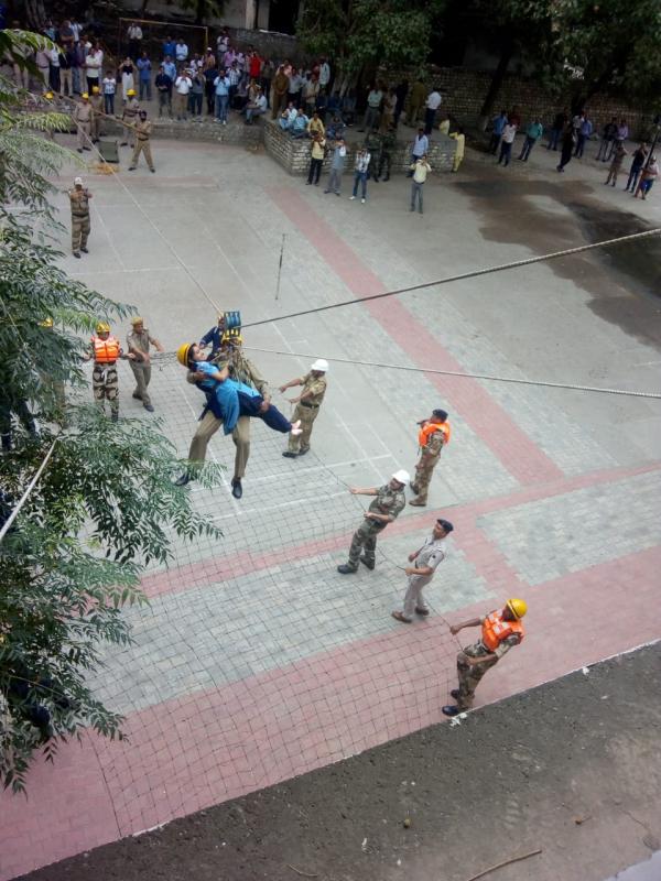 Mock Drill: Learning basic techniques to fight against flood 