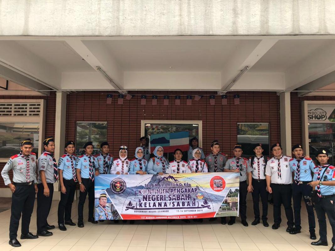 Kontinjen Sabah menggegarkan RoverMoot Selangor 2019
