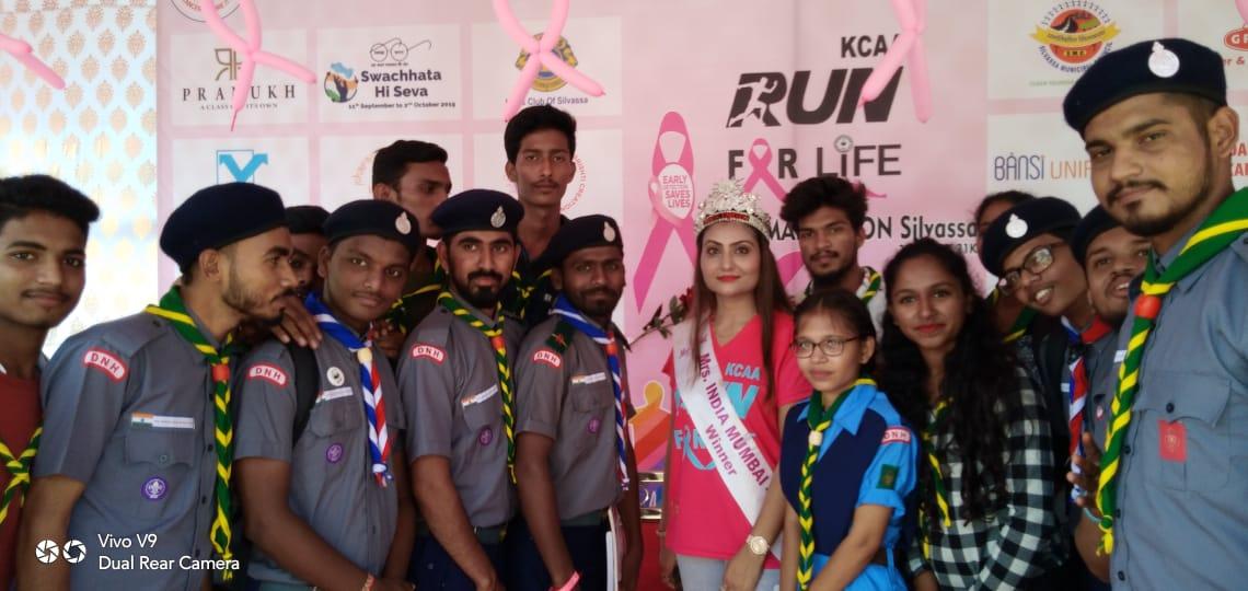 Service in Marathon for Breast Cancer Awareness