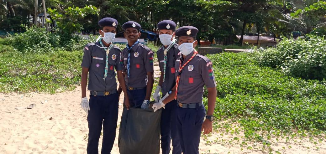 Free cloth distribution services 