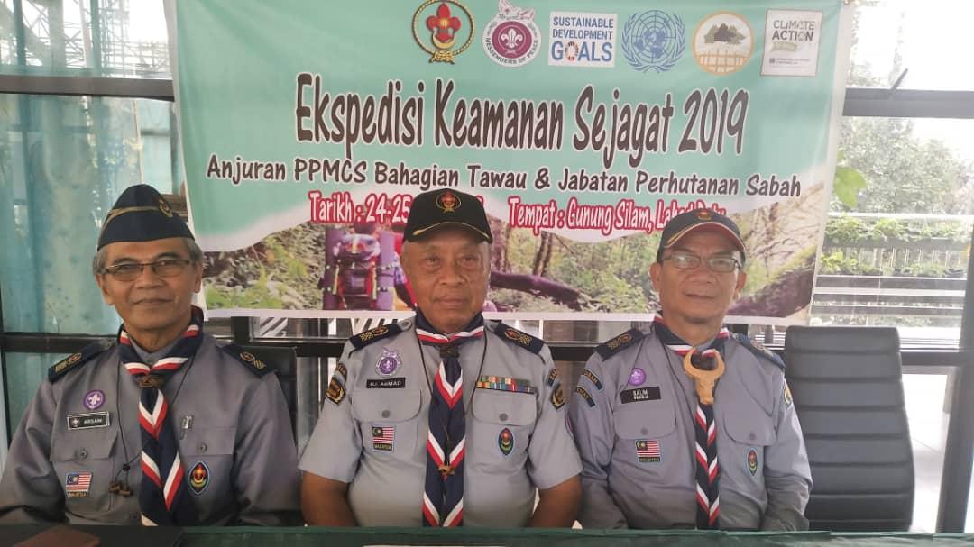 Peace Tour to Kayangan Tower 