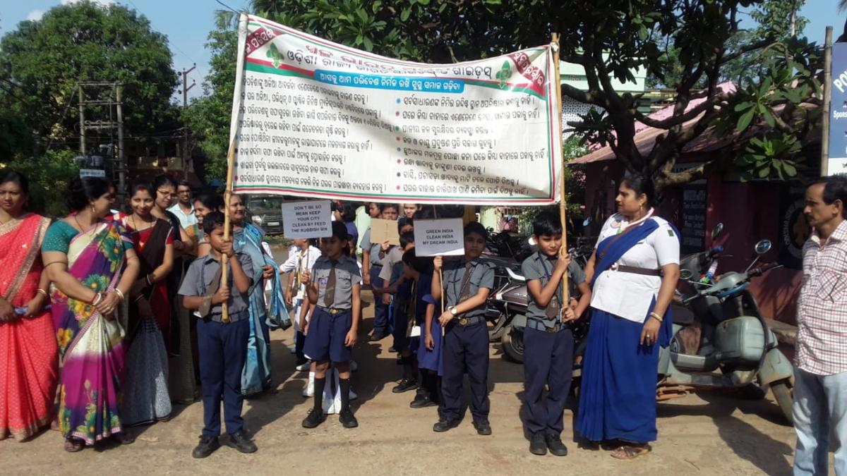 One step towards cleanliness....
Clean India
Green India