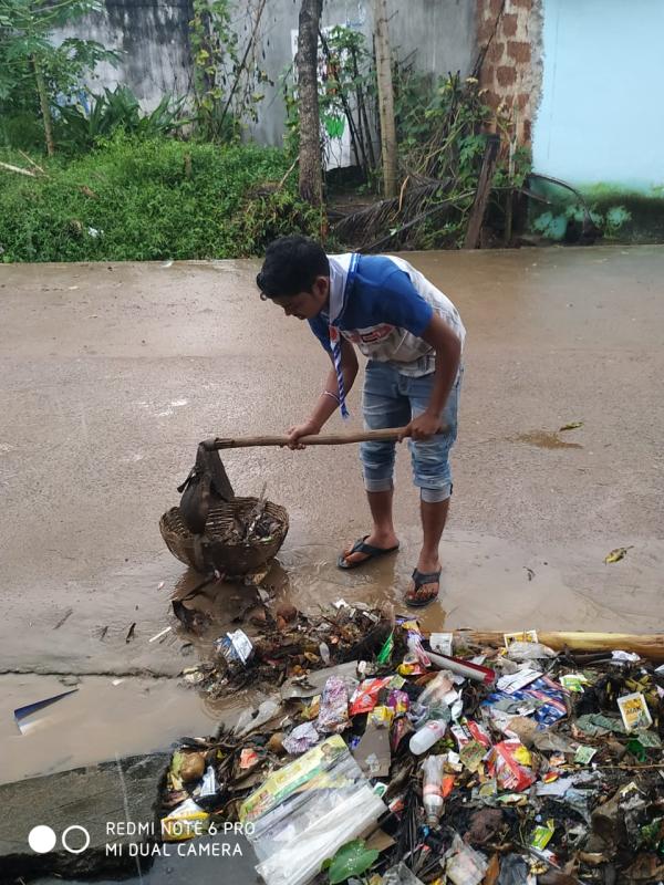 UTILIZATION OF PLASTIC WASTAGES FOR REPAIRING OF ROAD