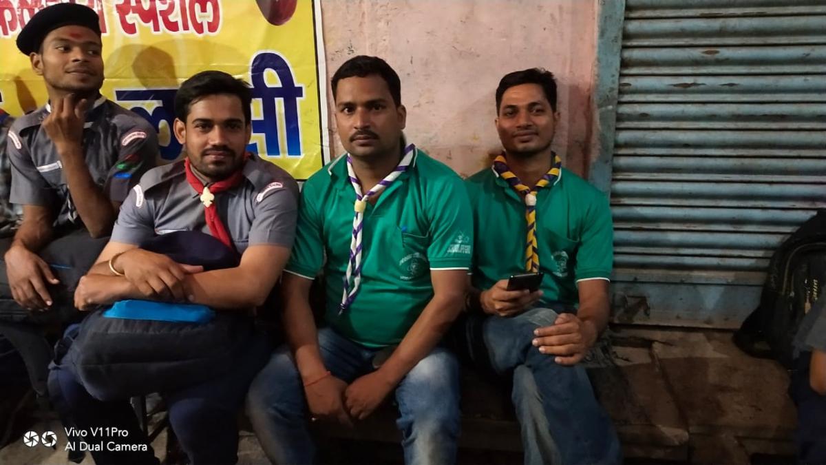 over night hike 12 to 13 school open group