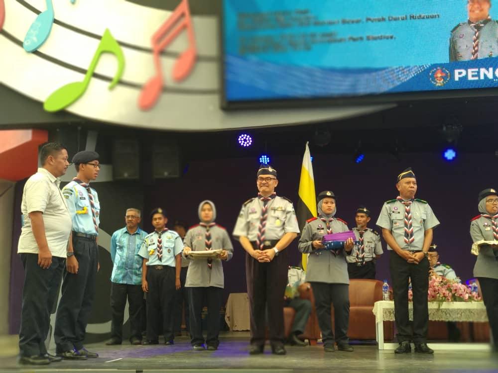 Majlis Pemakaian Lencana & Penyampaian Sijil Perakuan Lulus Pengakap Raja
