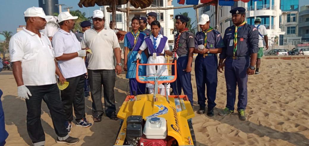 closing day 7th day of Puri Beach Cleaning 