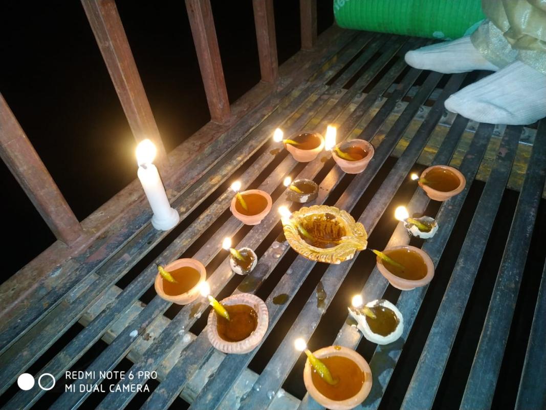 Distribution of lamp 