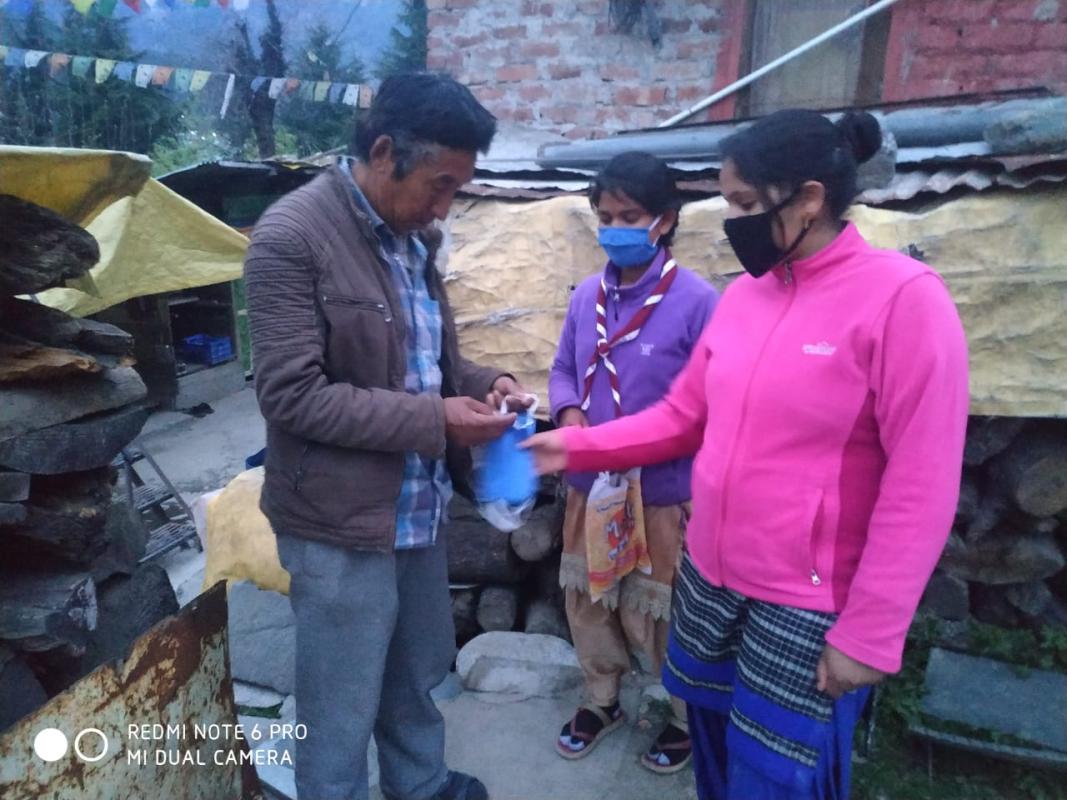 Distribution of free mask in village 