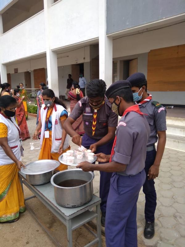 WE CREATE A HEALTHY WORLD 