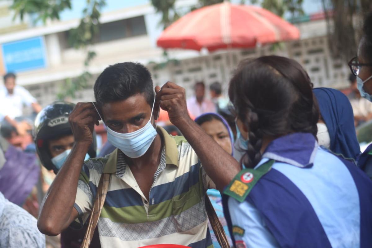 মাস্ক বিতরন কার্যক্রম ২০২০