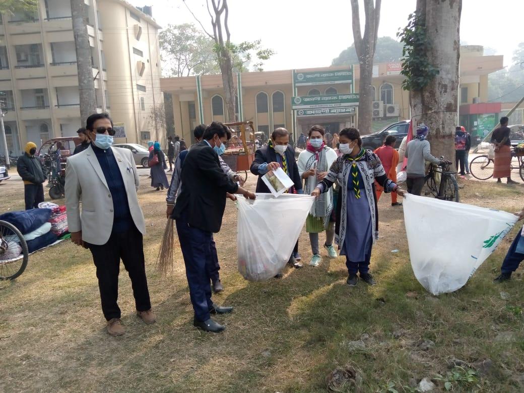 পরিষ্কার পরিচ্ছন্ন অভিযান,  রাজশাহী বিশ্ববিদ্যালয় রোভার স্কাউট গ্রুপ 