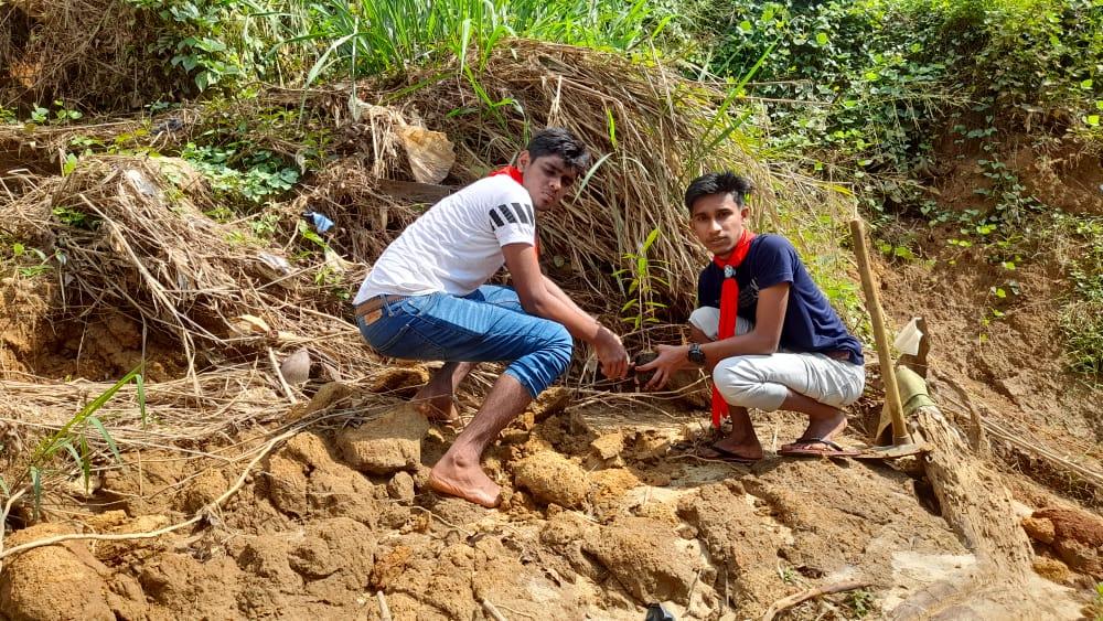  Environment  and Distart Manegment Rover Scouts In Mayadunna open scout group , Avissawella 
