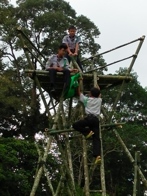 KEM Lencana Pengakap Muda dan Pengakap Remaja