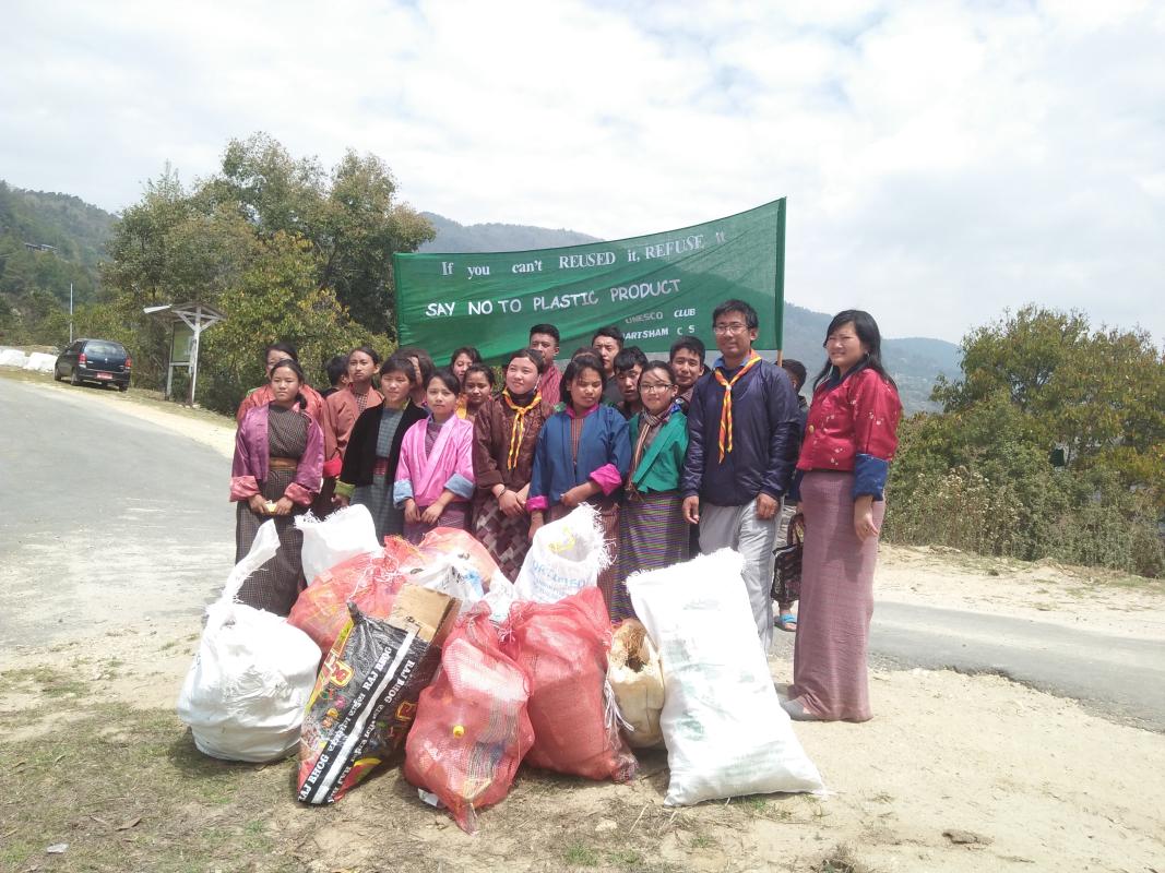 Trash challenge by scouts and UNESCO club members