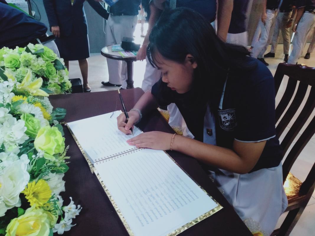 กิจกรรมลงนามวันเเม่เเห่งชาติ