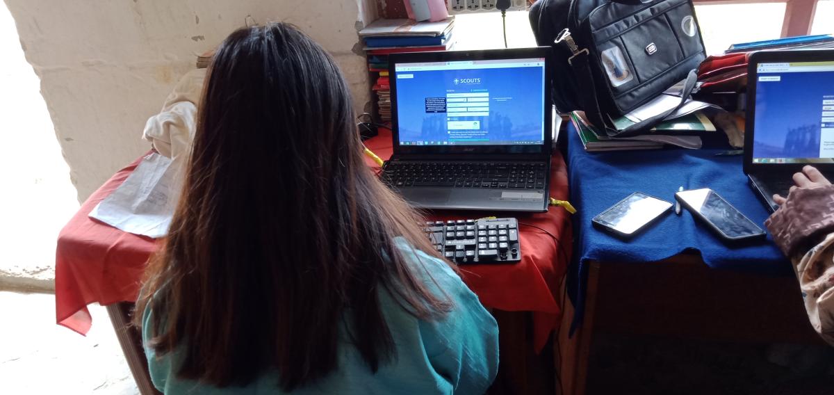 Mop account for member scouts.