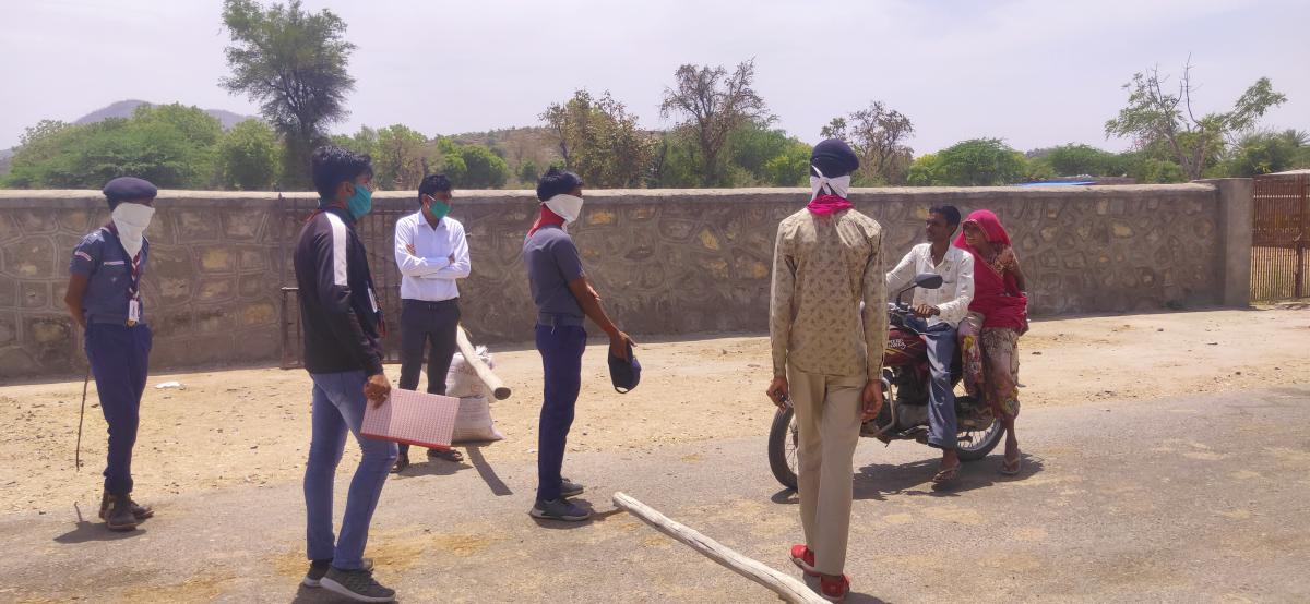 COVID-19 SERVICE BY ROVERS OF SIROHI , CORONA WARRIORS OF BSG RAJASTHAN ( INDIA )