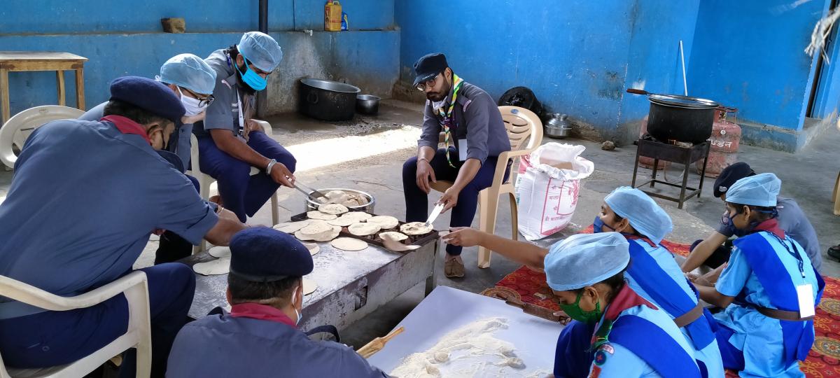स्काउट रसोई का संचालन
