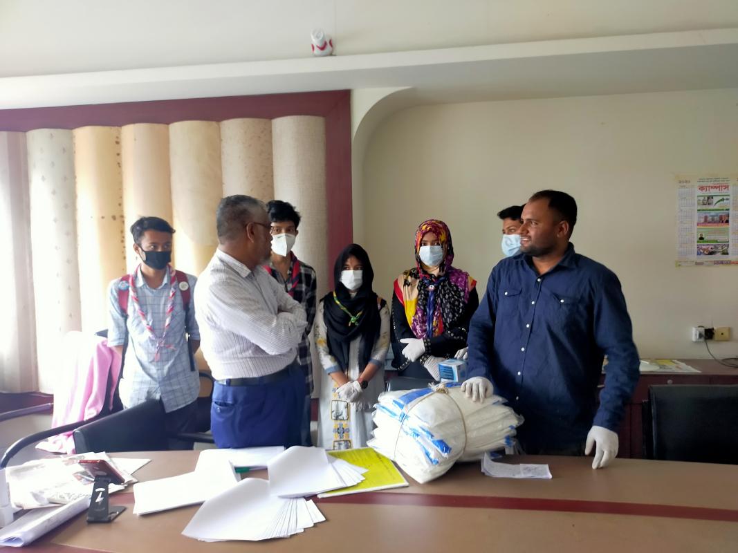 পিপিই ও মাস্ক বিতরন ২০২০