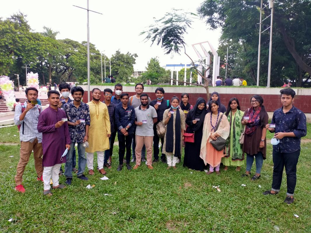 সাপ্তাহিক ক্রুমিটিং 