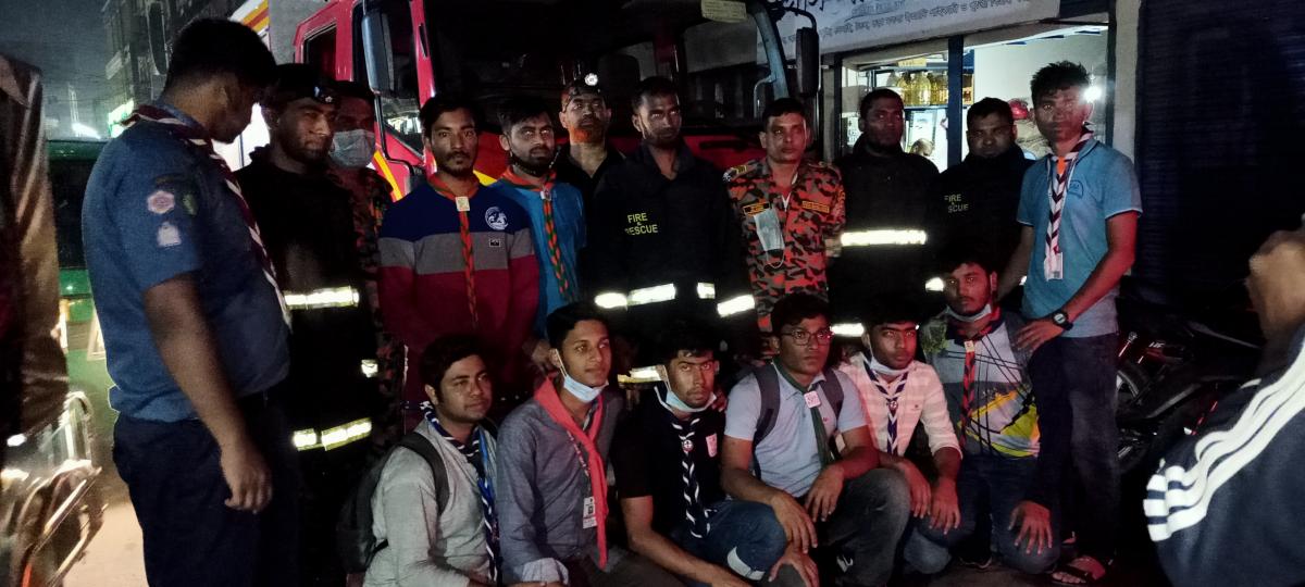 আগুন নিয়ন্ত্রণে সহযোগিতা 