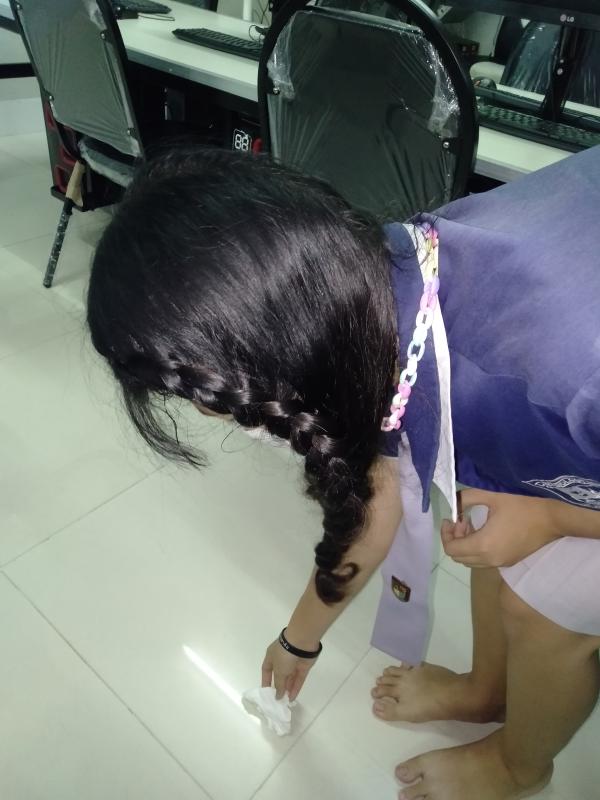 เก็บขยะ