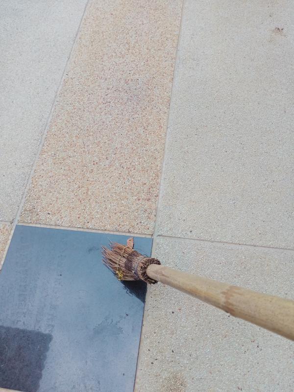 กวาดขยะ-ใบไม้